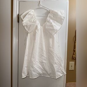 Elegant White Ruffle Mini Dress